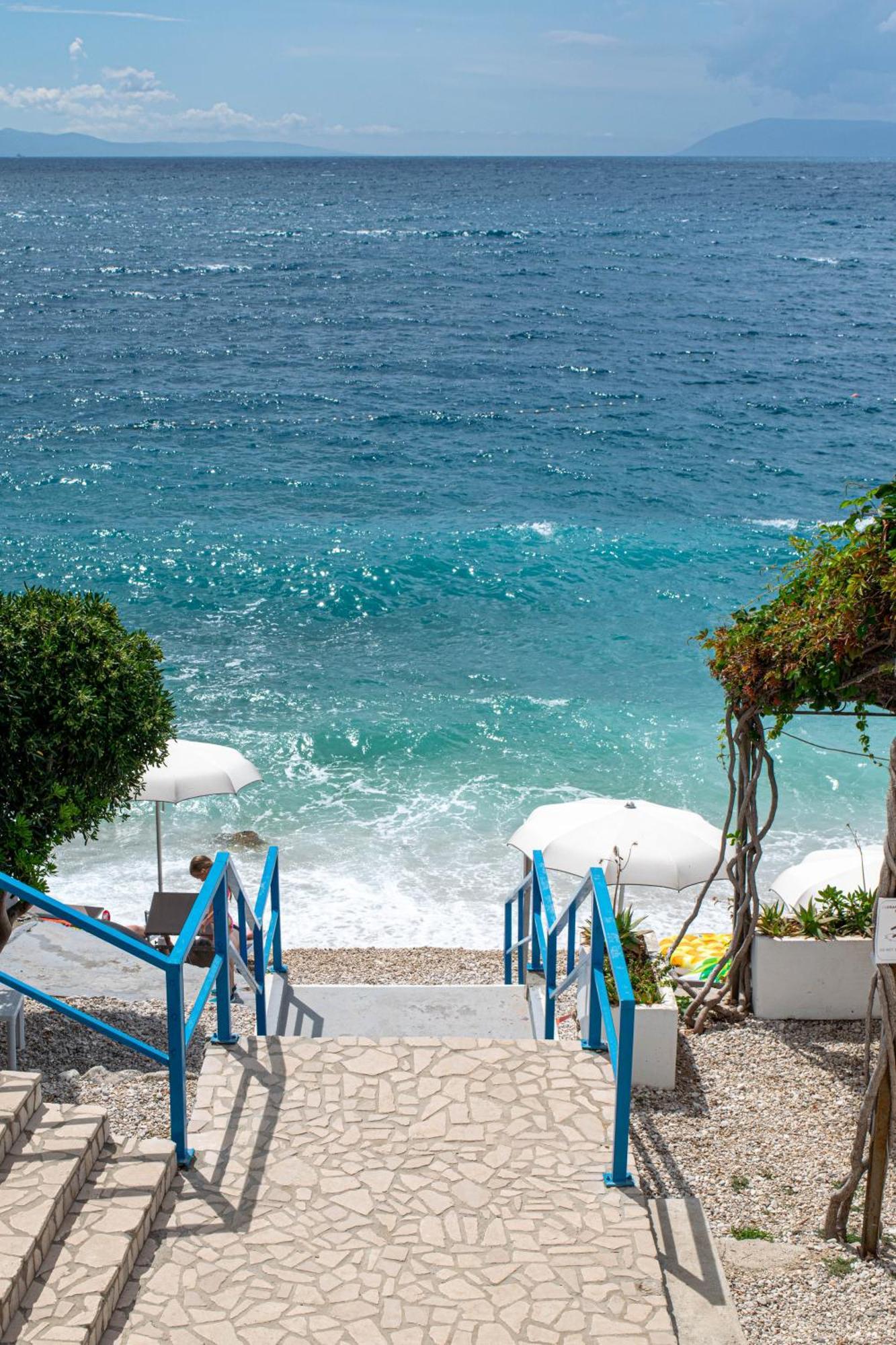 Beach Hotel Drasnice Bagian luar foto