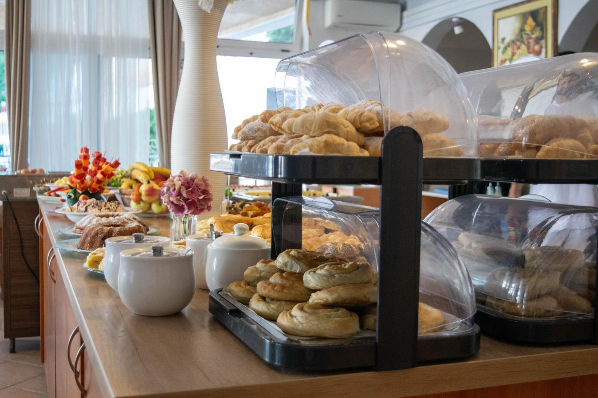 Beach Hotel Drasnice Bagian luar foto