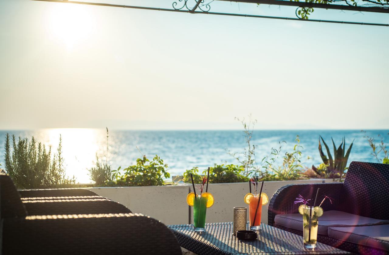 Beach Hotel Drasnice Bagian luar foto
